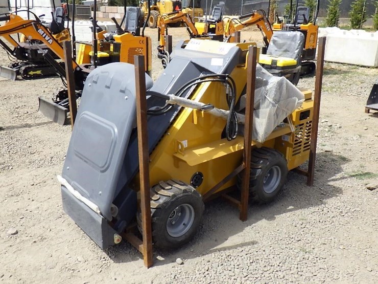 2025-miva-ms80w-skid-steer-loader-image-1