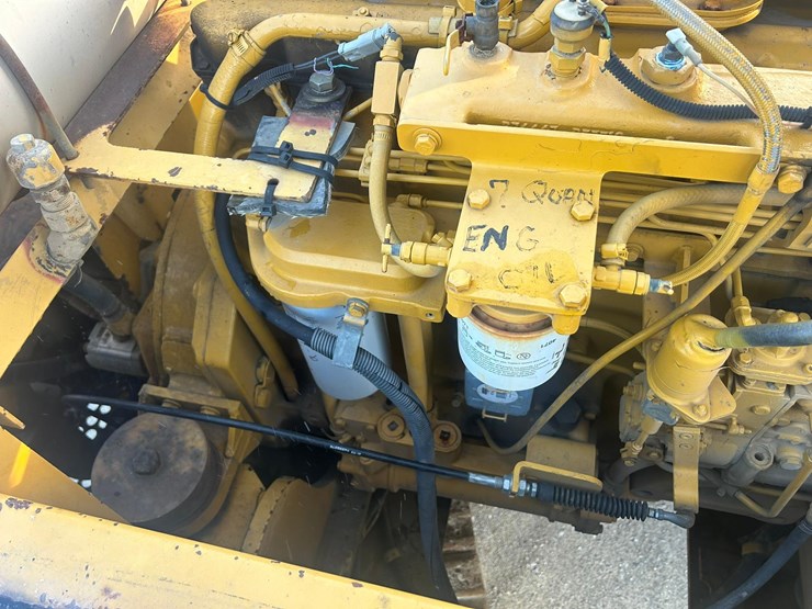 2005-deere-450-lc-image-52