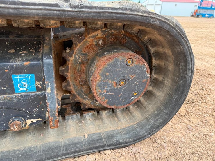 2021-deere-60g-image-11