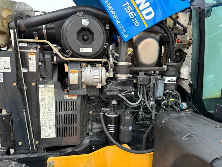 2016-new-holland-ts6.110-image-28