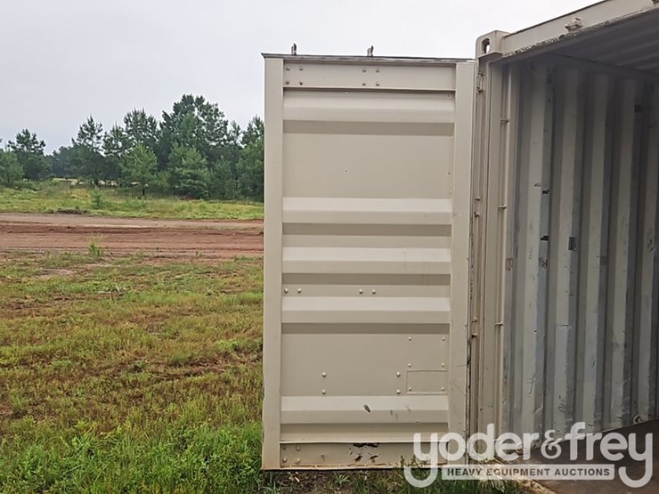 40'-container-single-walk-door,-2-side-doors-image-8