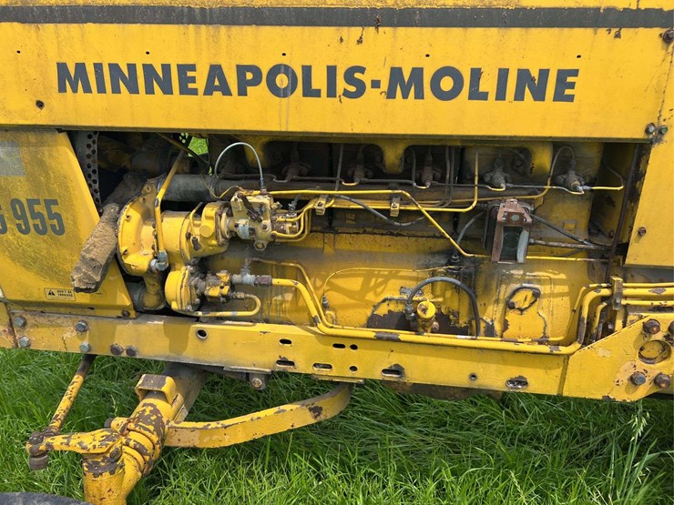 minneapolis-moline-g955-image-75