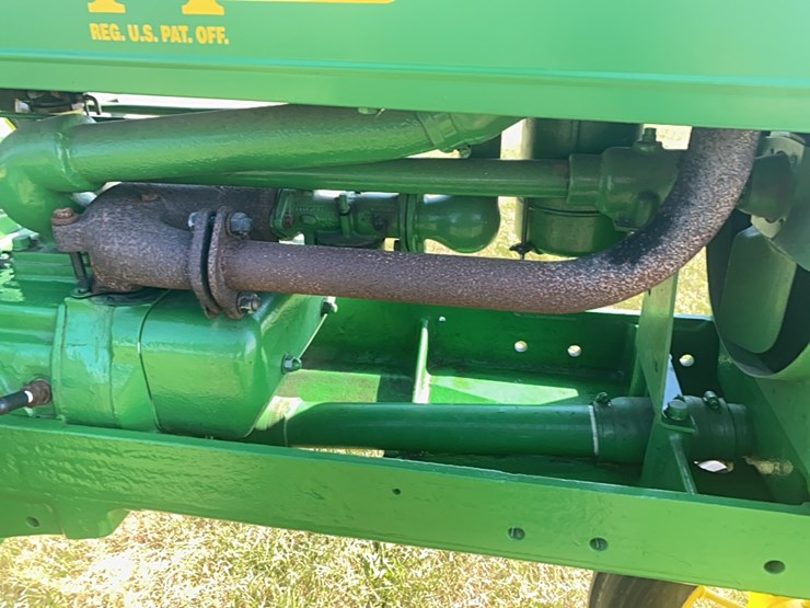 john-deere-b-image-13