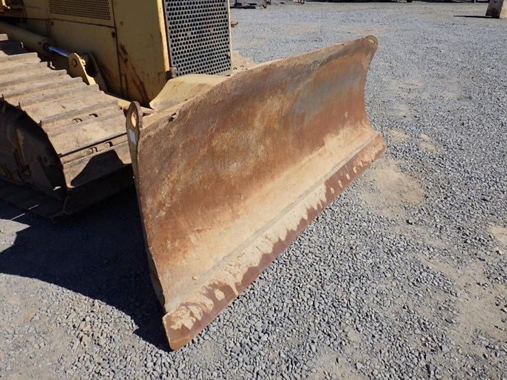 2001-caterpillar-d5m-xl-image-12