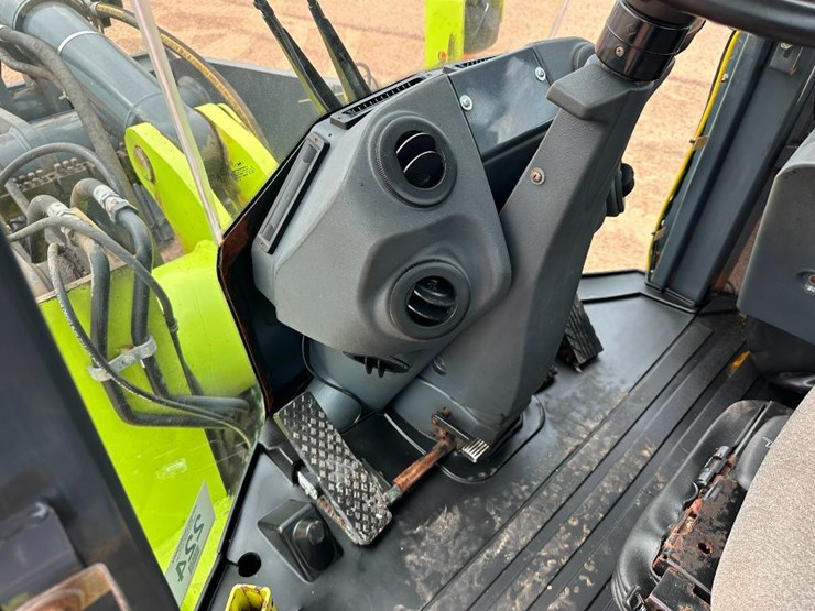 2010-deere-644k-image-52