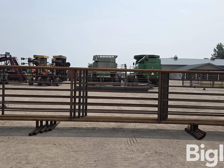 24'-free-standing-panels-(bid-per-unit)-image-2