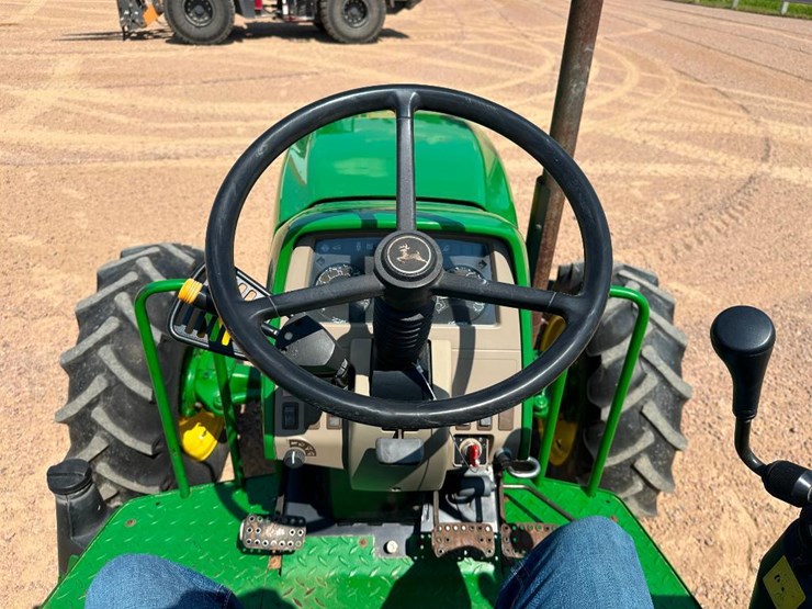 2007-john-deere-6215-image-43
