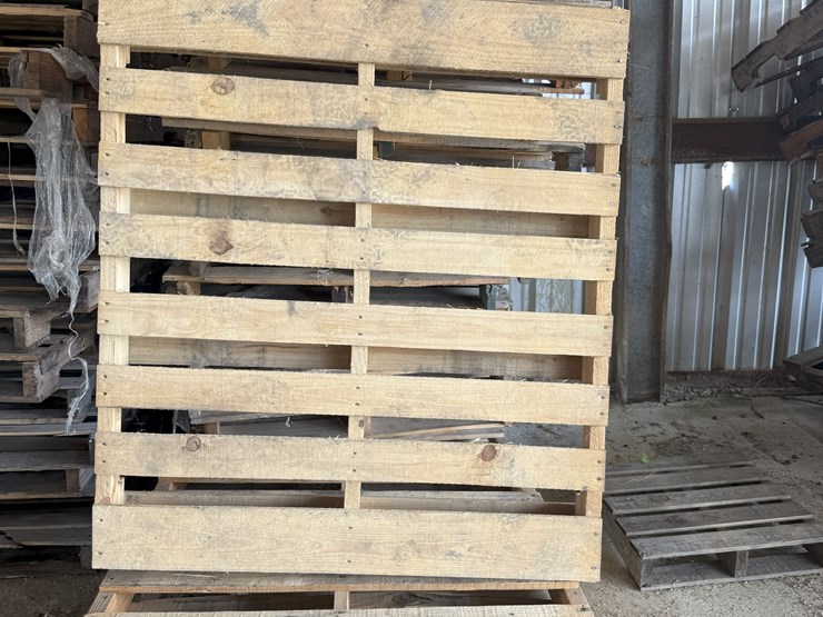 #1024-•-(100+)-pallets-image-1