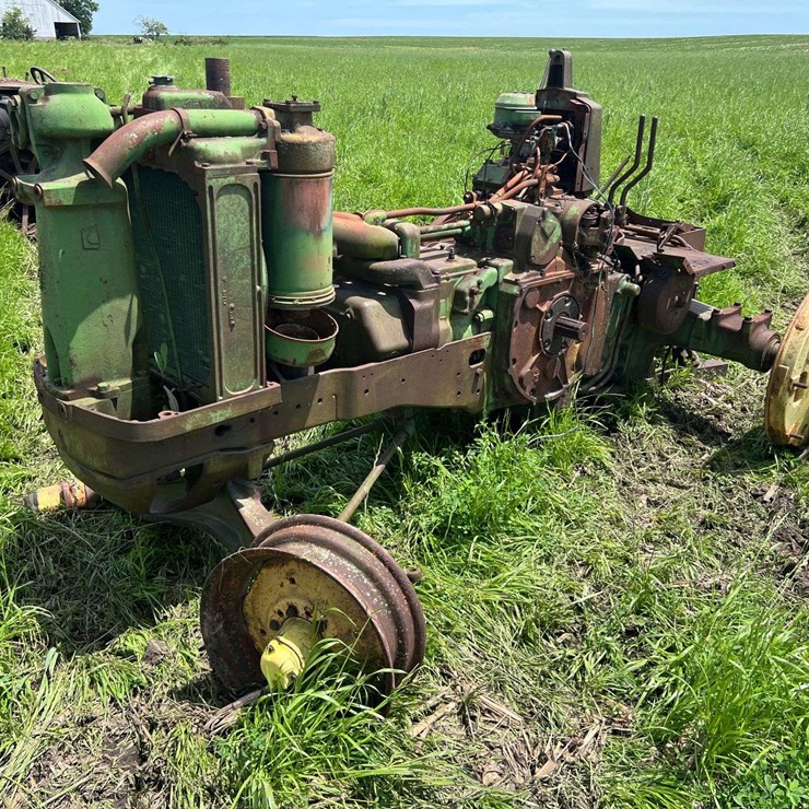 John Deere 720 Standard Diesel