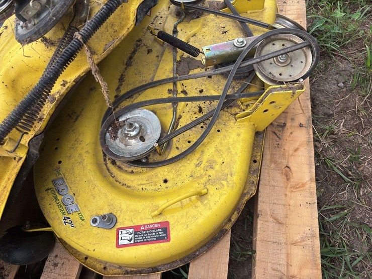 john-deere-x300-image-84