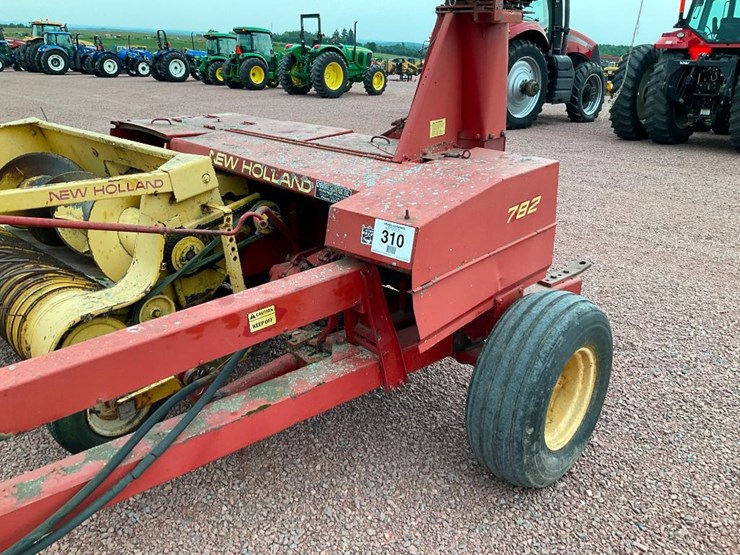 new-holland-782-image-5
