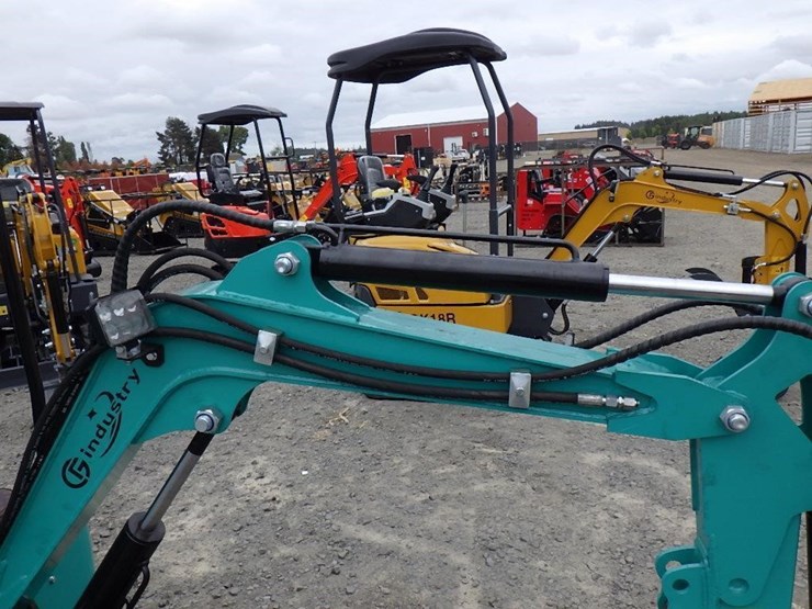 2025-cfg-h15r-hydraulic-excavator-image-12