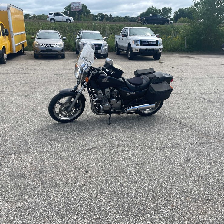 #1299 • 1991 Honda Nighthawk CB750 ( Has WI Title) (OF)