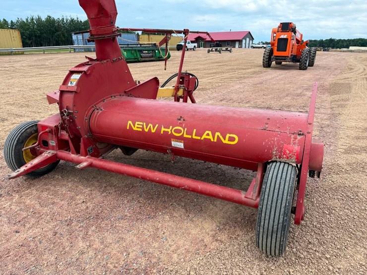 new-holland-38-image-11