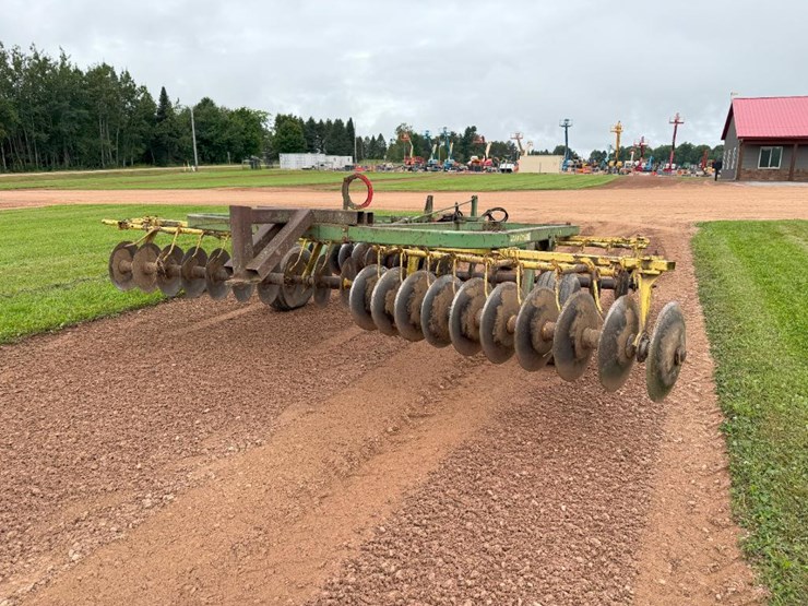 john-deere-210-image-5