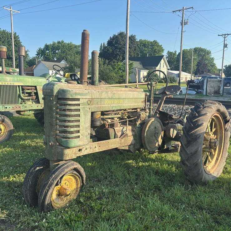 JOHN DEERE MODEL A