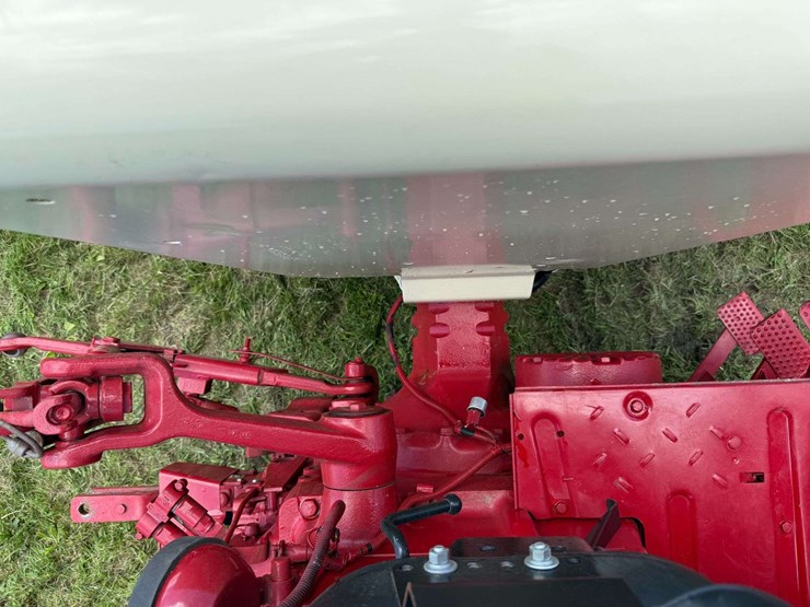 farmall-1206-image-28
