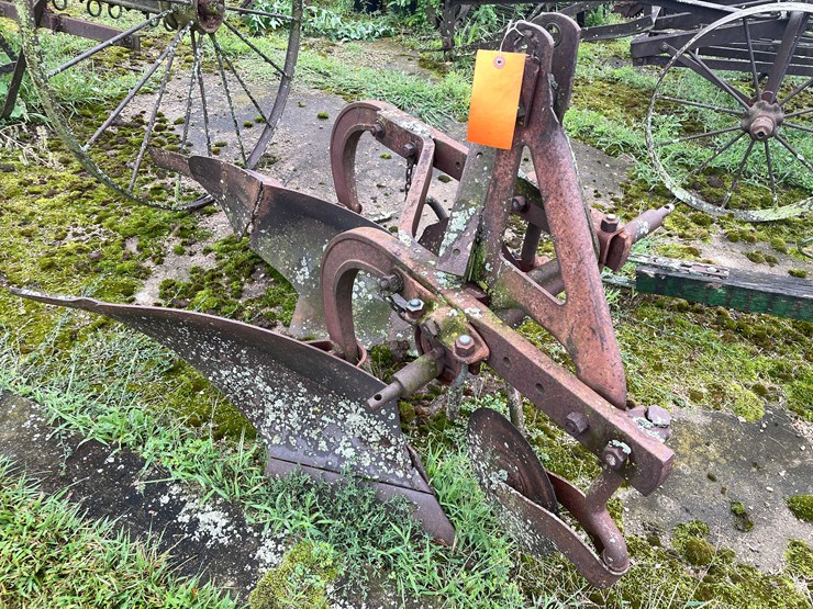 #7492-•-antique-plow-image-8