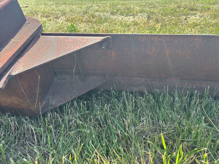 8’-three-point-blade-image-11