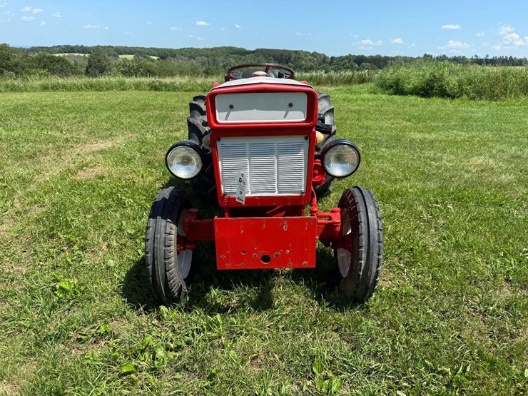 spanish-astoa-vineyard-tractor-nos!-image-2