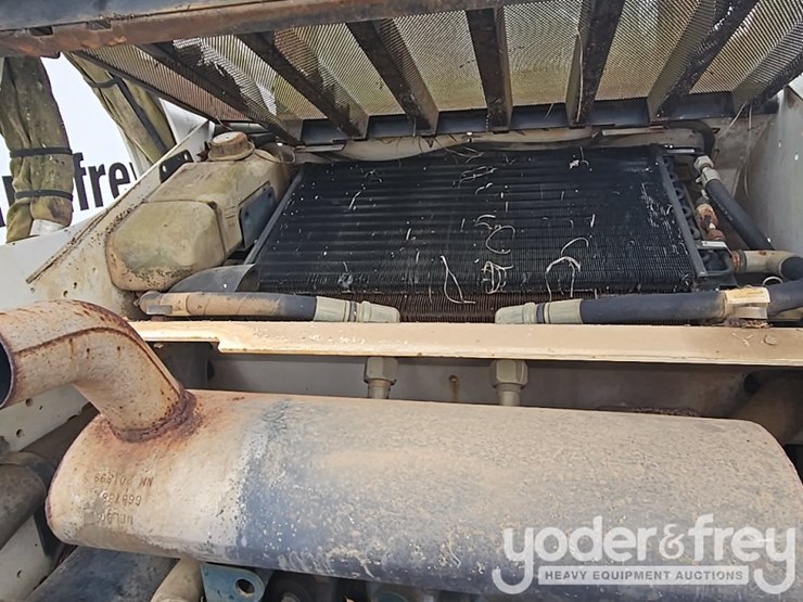 2007-bobcat-t300-image-21