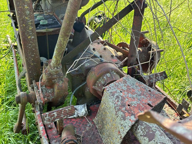 co-op-tractor-image-71