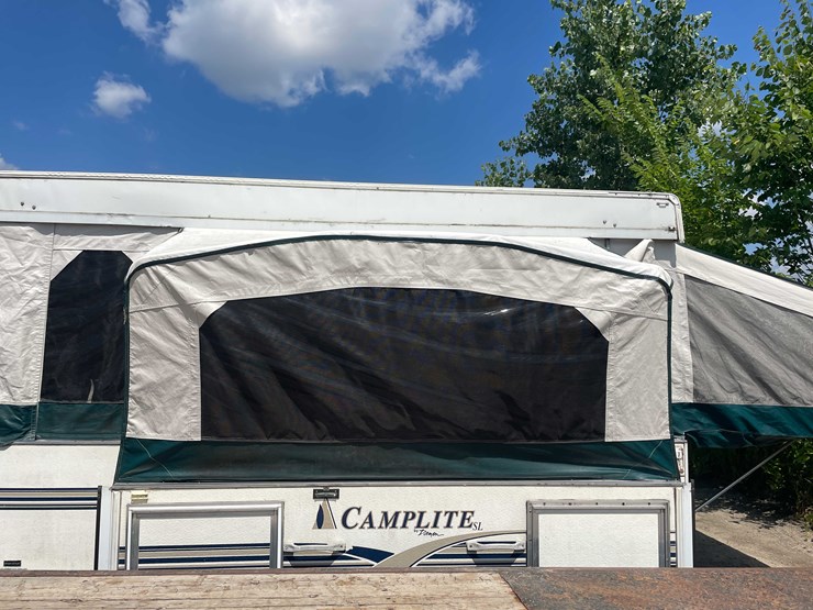 #1357-•-1999-camplite-pop-up-camper-(no-title)-(of)-image-4