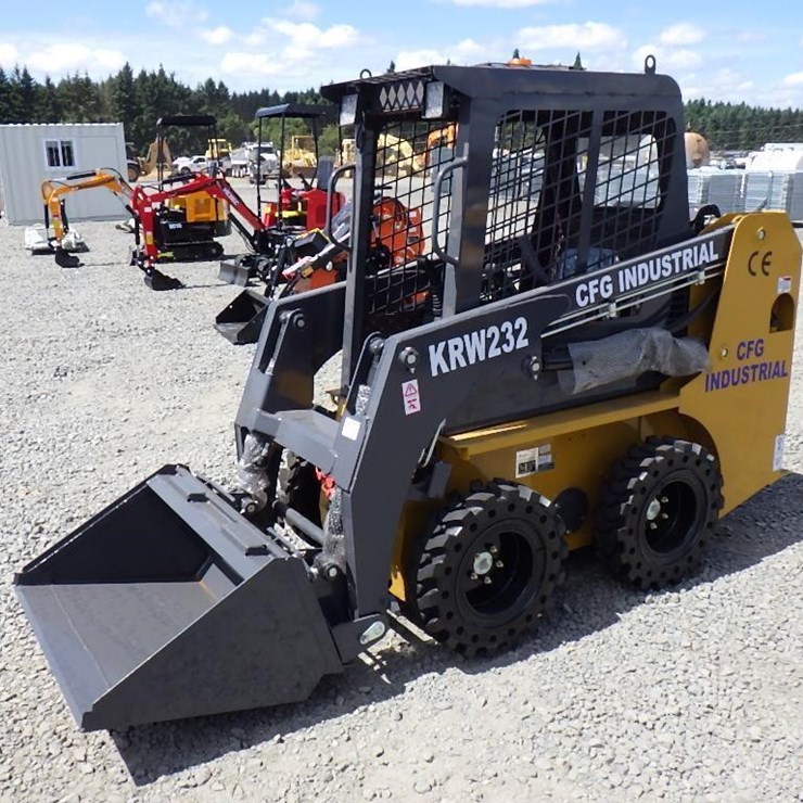 2025 CFG KRW232 Skid Steer Loader