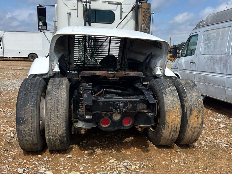 2000-freightliner-s/a-daycab-truck-*inop-image-3