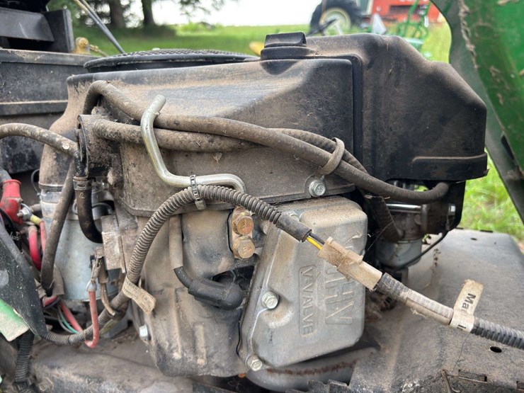 john-deere-x300-image-33