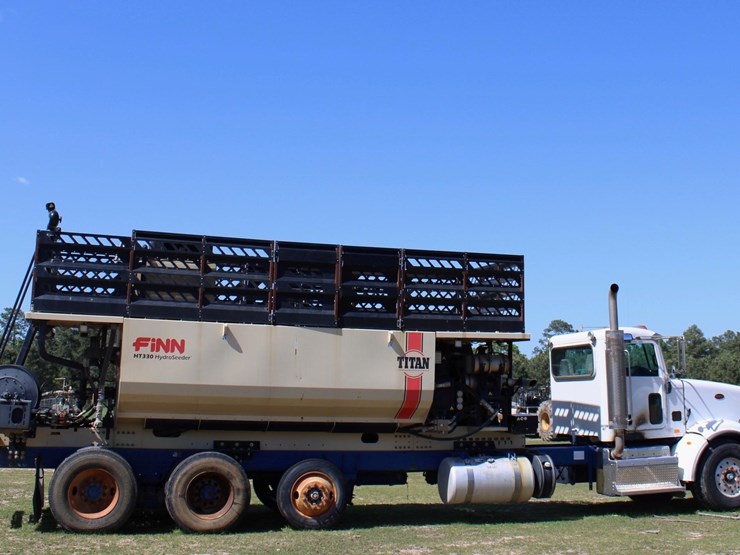 2011-peterbilt-367-image-1