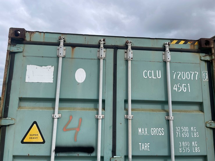 #1358-•-40'-shipping-container-(of)-image-24
