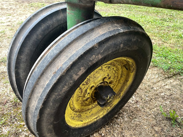 #6686-•-1950---1952-john-deere-tractor-image-25