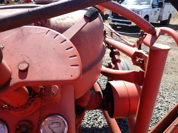 allis-chalmers-tractor-loader-image-19