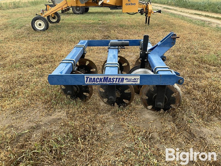 blu-jet-track-master-image-4