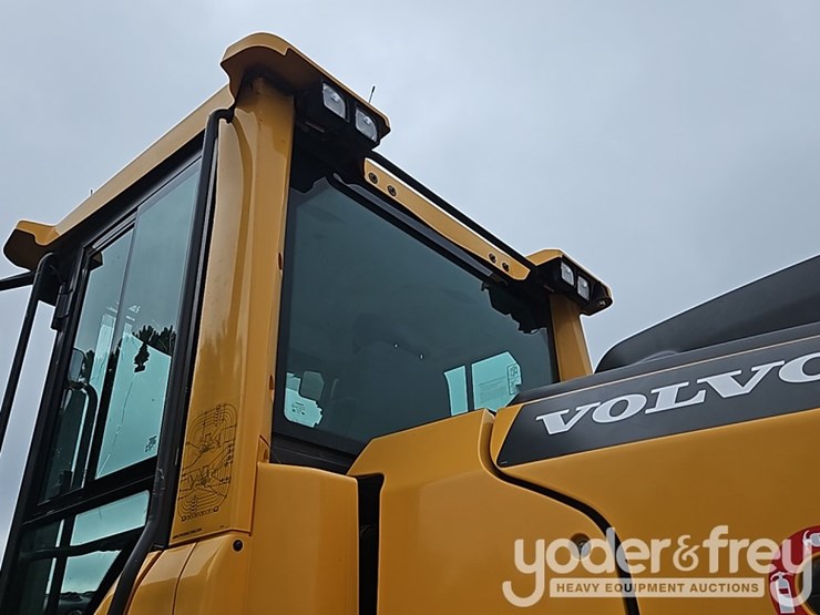 2021-volvo-l60h-image-24