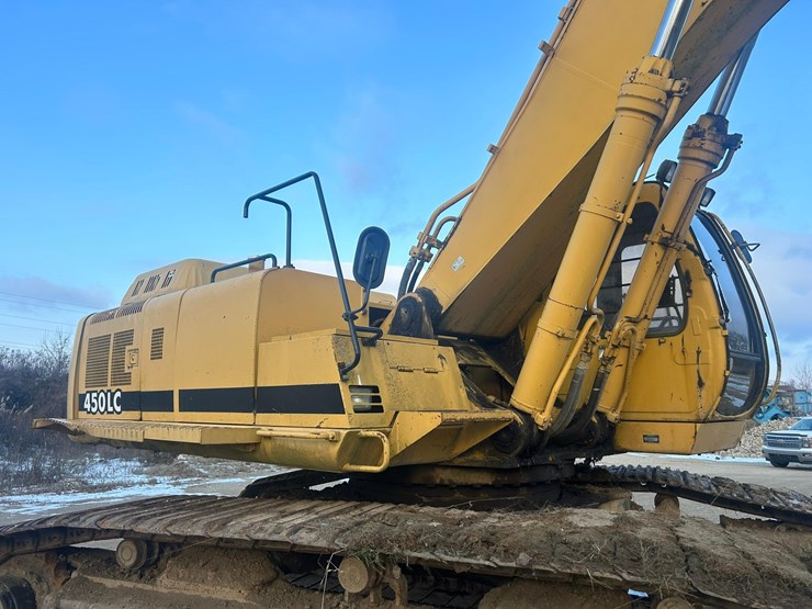 2005-deere-450-lc-image-35