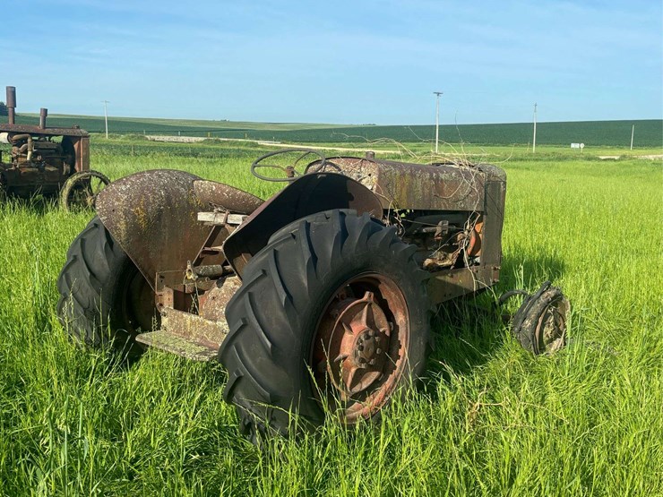 co-op-tractor-image-5