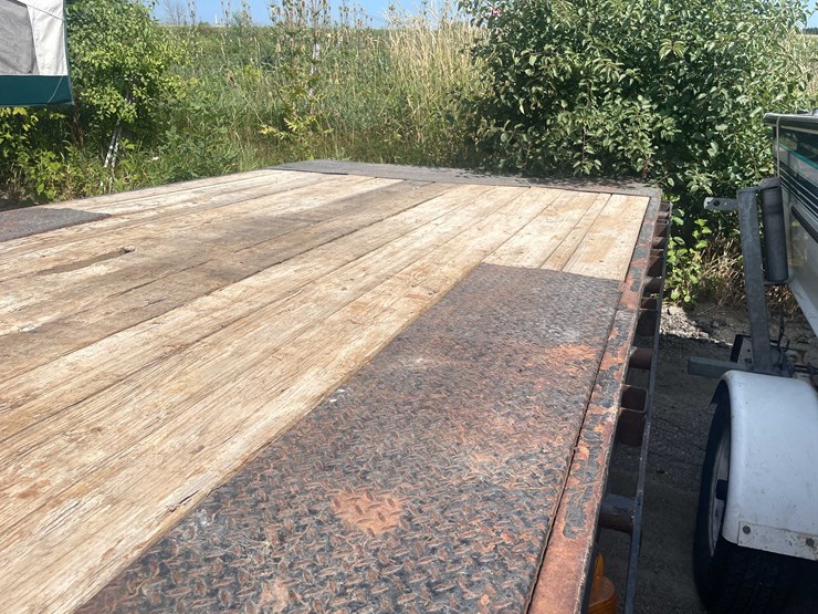 #1350-•-2017-tilt-deck-trailer-(no-title)-(of)-image-13
