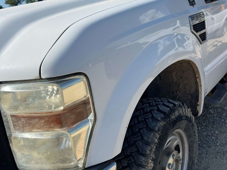 2010-ford-f350-image-11