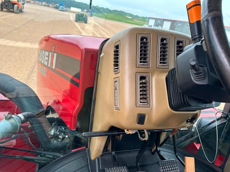 2013-case-ih-steiger-500-hd-image-50