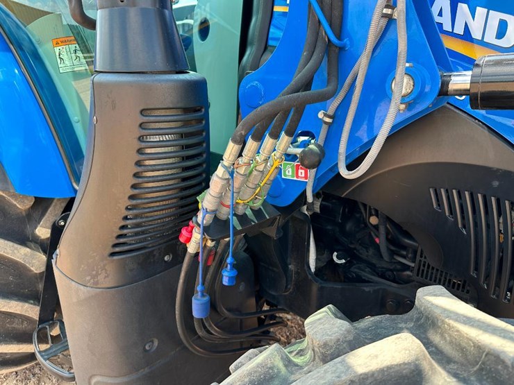 2016-new-holland-t4.120-image-42