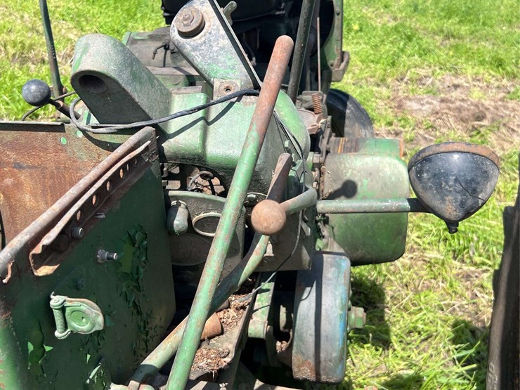 john-deere-70-image-33