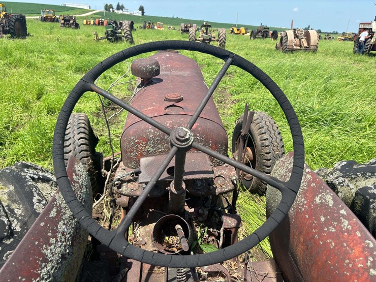 ji-case-tractor-image-45
