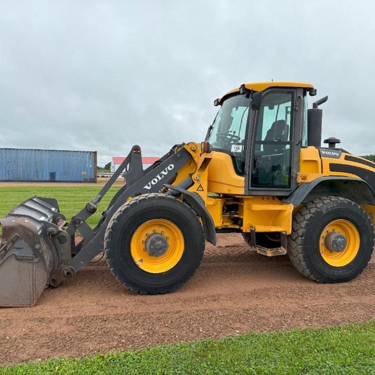 2012 VOLVO L50F