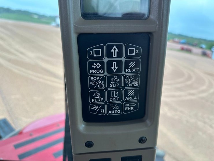 2013-case-ih-steiger-500-hd-image-56