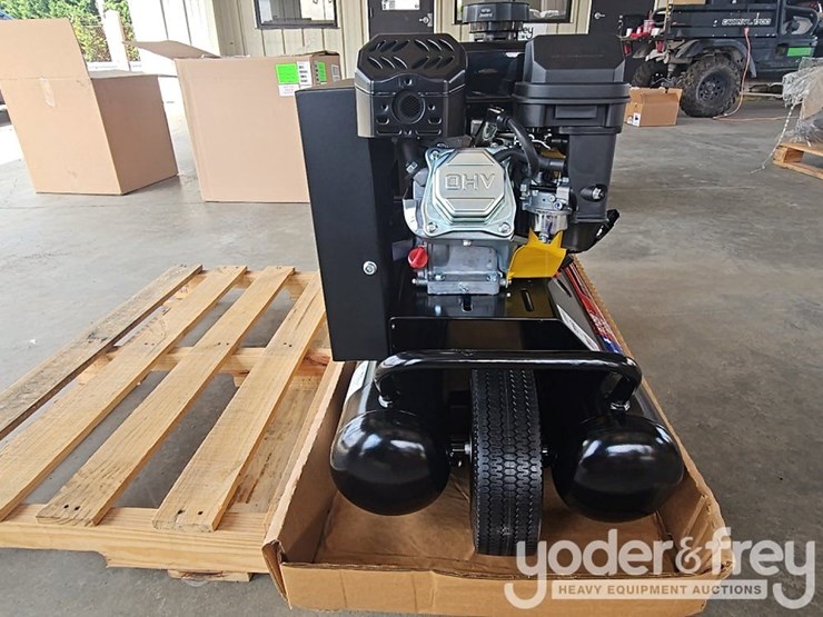 unused-powertrain-10-gal-wheelbarrow,-contractor-air-compressor-c/w-v-twin-cast-iron-pump,-135-psi,-11.2-cfm,-212-cc-powertrain-engine(1-yr-factory-warranty)-image-2