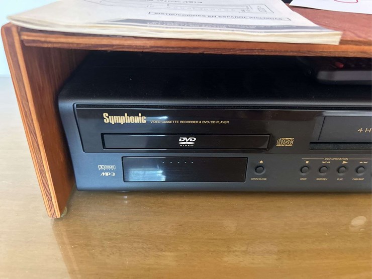 2017-samsung-tv-and-symphonic-cassette-recorder-&-dvd/cd-player-image-3