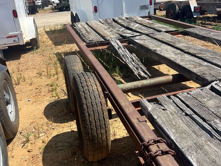 28'-john-deere-donahue-t/a-equipment-trailer-image-9