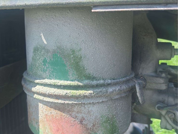 john-deere-70-image-40